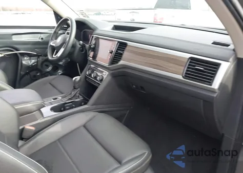 2021 Volkswagen Atlas 3.6L V6 Sel z USA, uszkodzony, nr VIN 1V2ER2CA2MC545261